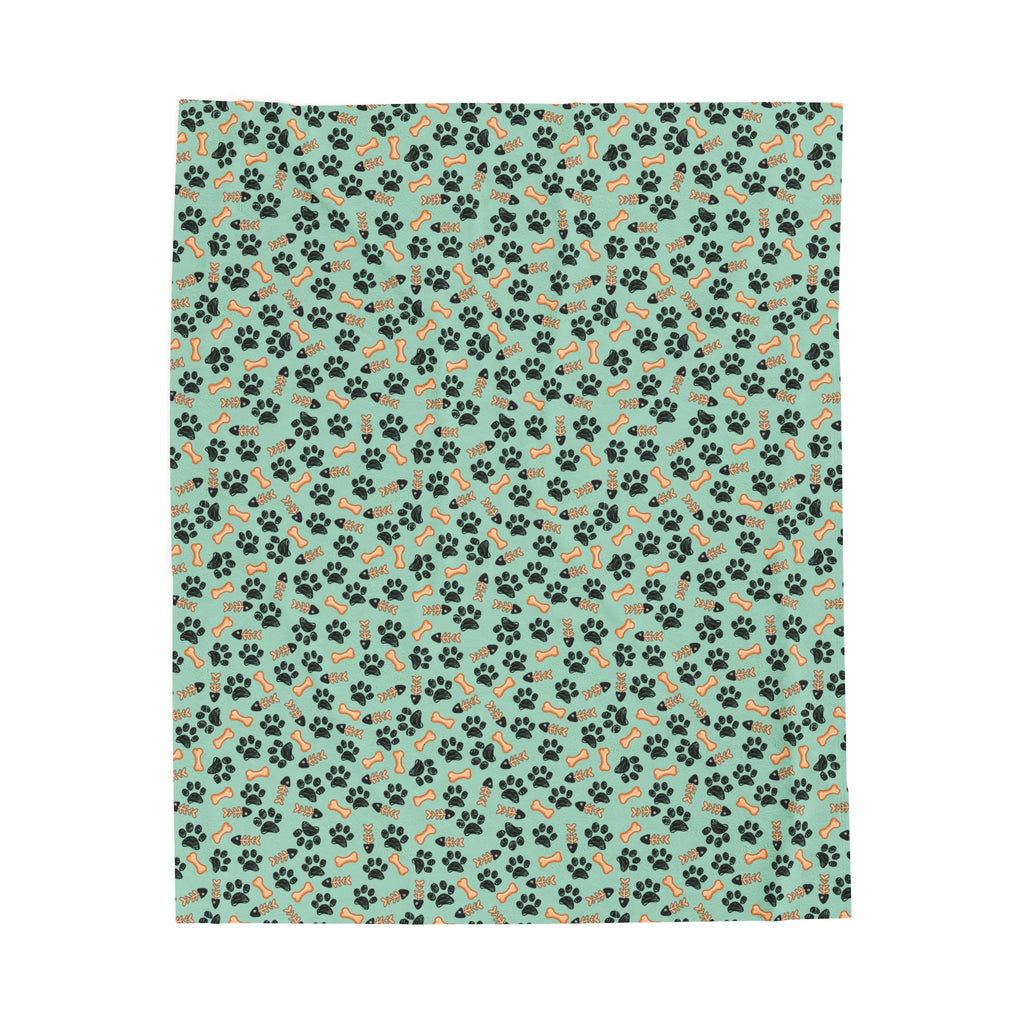 Paw Print Velveteen Plush Blanket – Cozy Pet Lover Throw