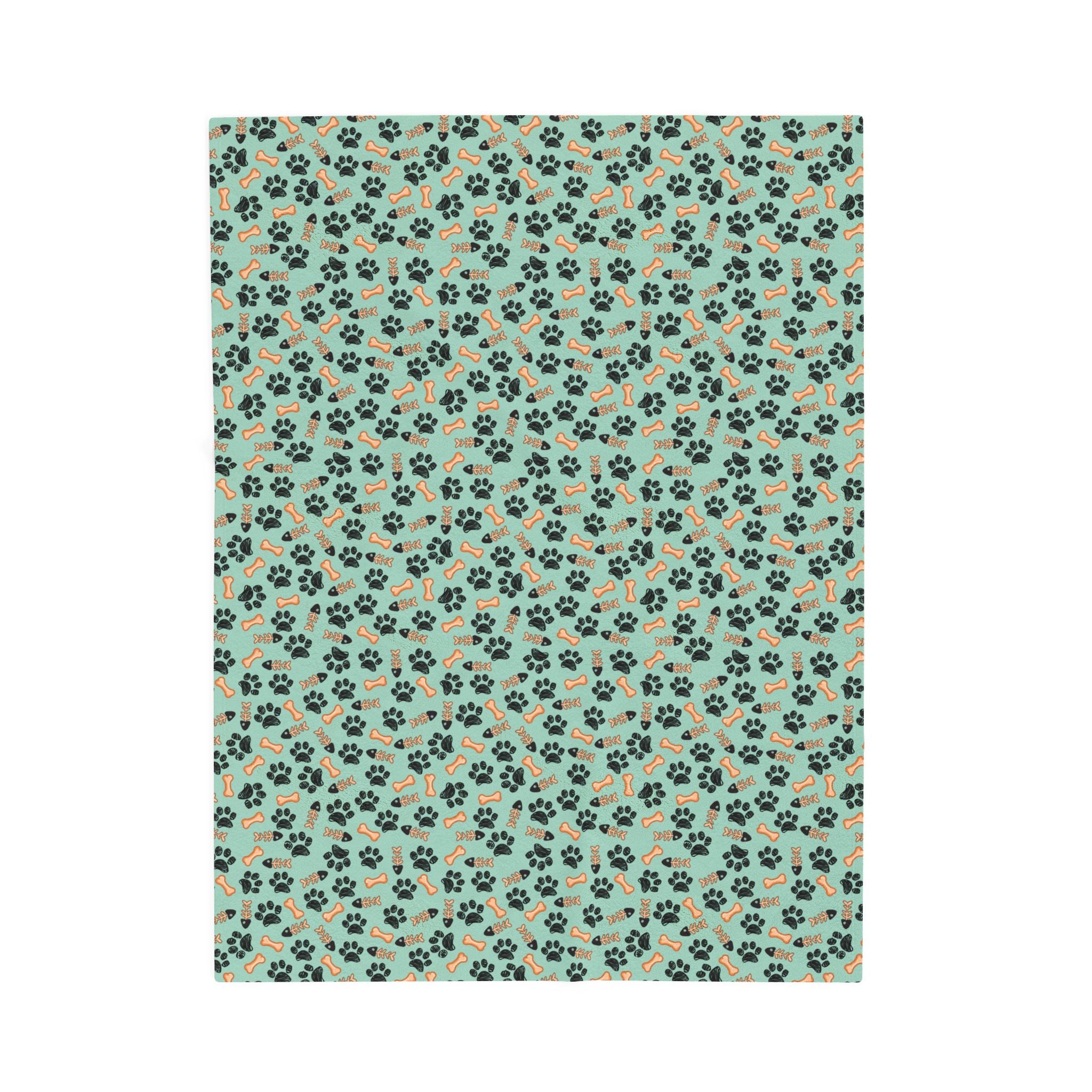 Paw Print Velveteen Plush Blanket – Cozy Pet Lover Throw